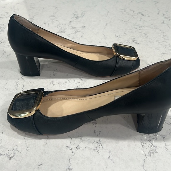 Vintage PRADA pumps size 38 - Picture 9 of 10